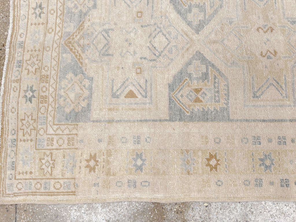 Vintage Persian Heriz Runner, No.33471 - Galerie Shabab