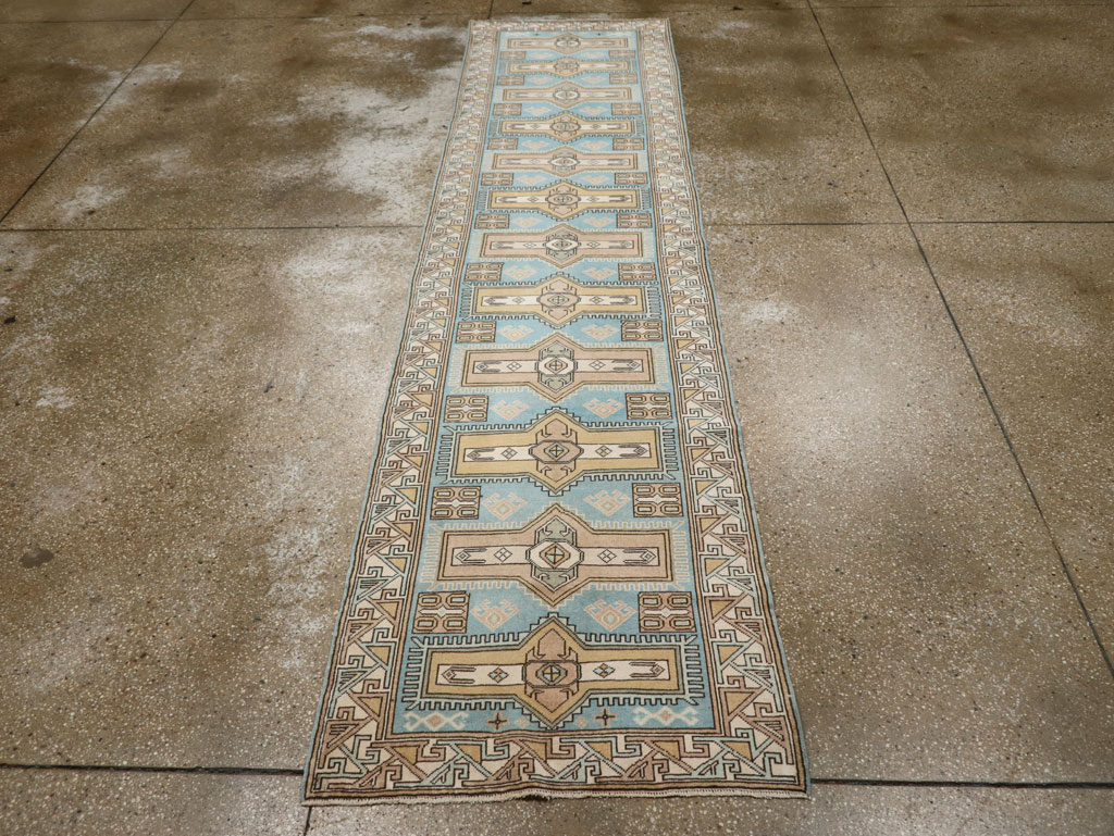 Vintage Turkish Anatolian Runner, No.33474 - Galerie Shabab