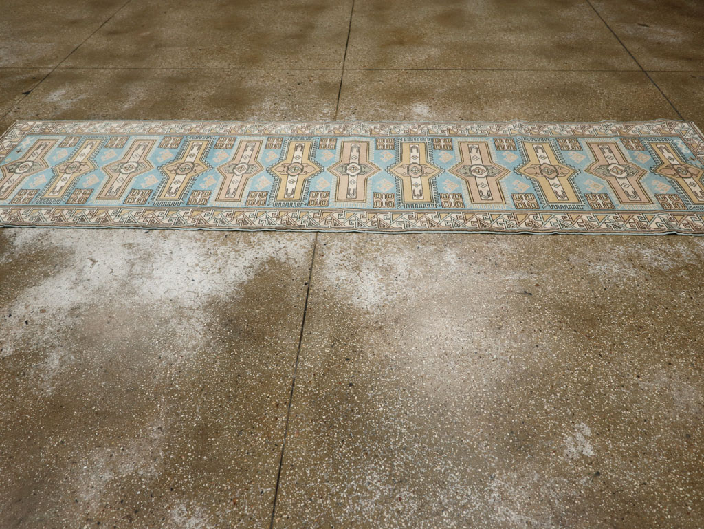 Vintage Turkish Anatolian Runner, No.33474 - Galerie Shabab