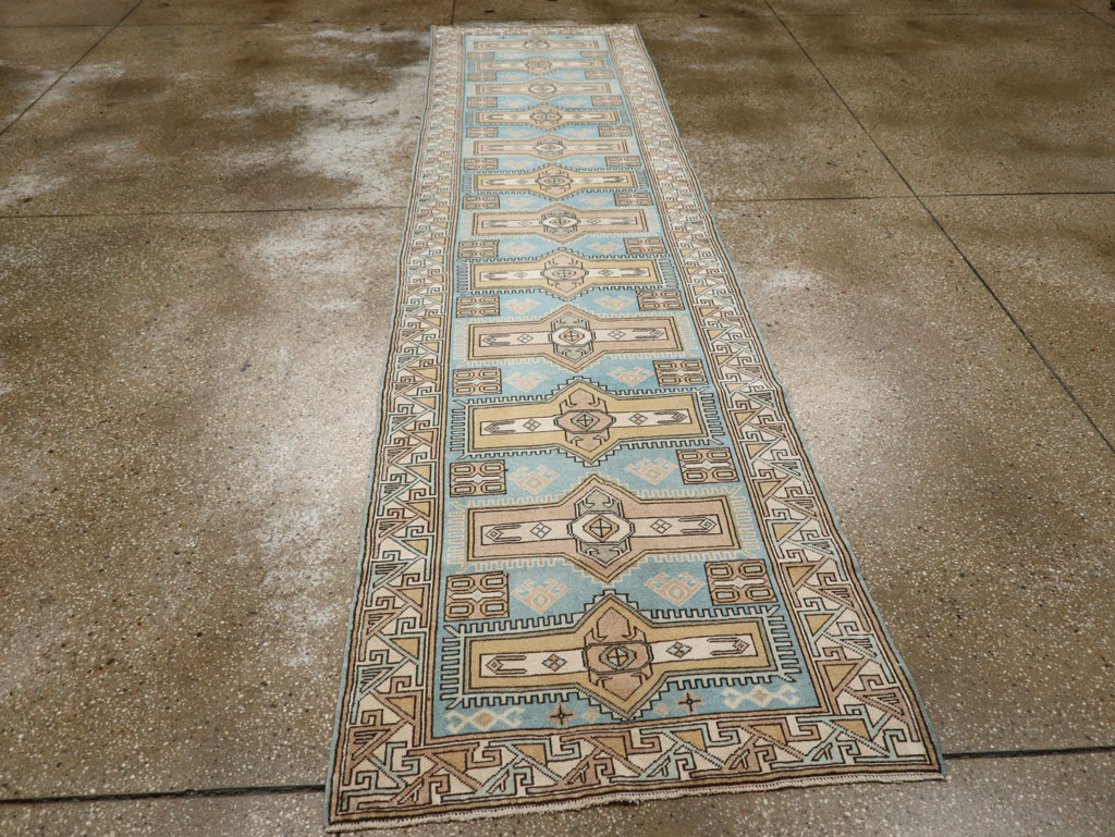 Vintage Turkish Anatolian Runner, No.33474 - Galerie Shabab