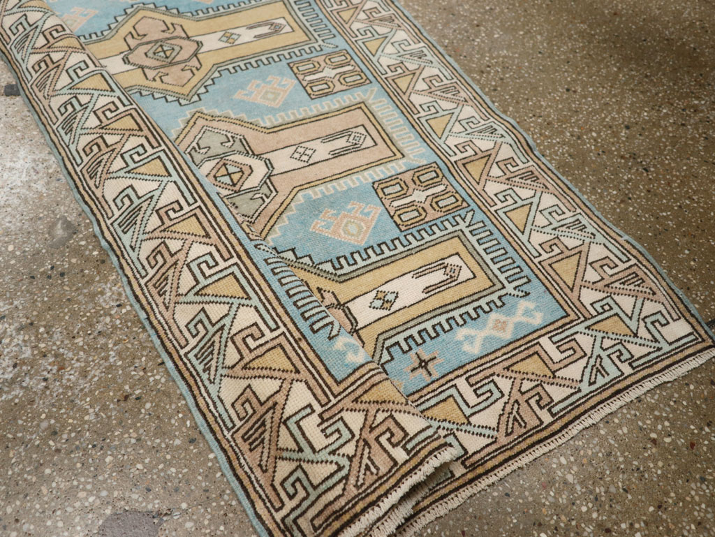 Vintage Turkish Anatolian Runner, No.33474 - Galerie Shabab