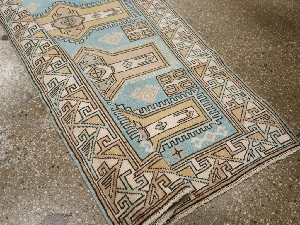 Vintage Turkish Anatolian Runner, No.33474 - Galerie Shabab