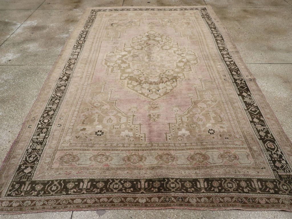 Vintage Turkish Anatolian Small Room Size Carpet, No.33480 - Galerie Shabab