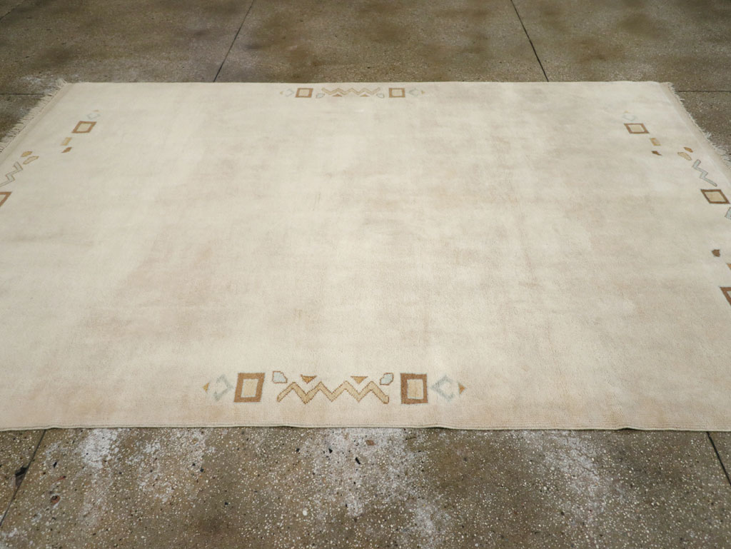 Modern Turkish Accent Rug, No.33482 - Galerie Shabab