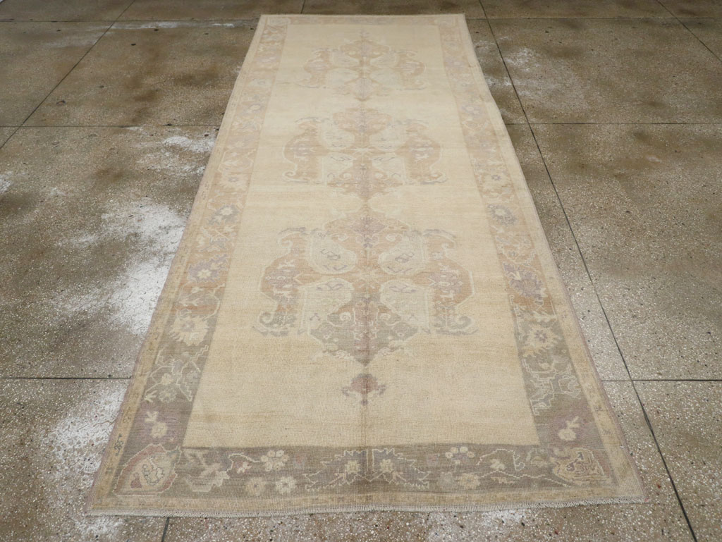 Vintage Turkish Anatolian Wide Gallery Runner, No.33486 - Galerie Shabab