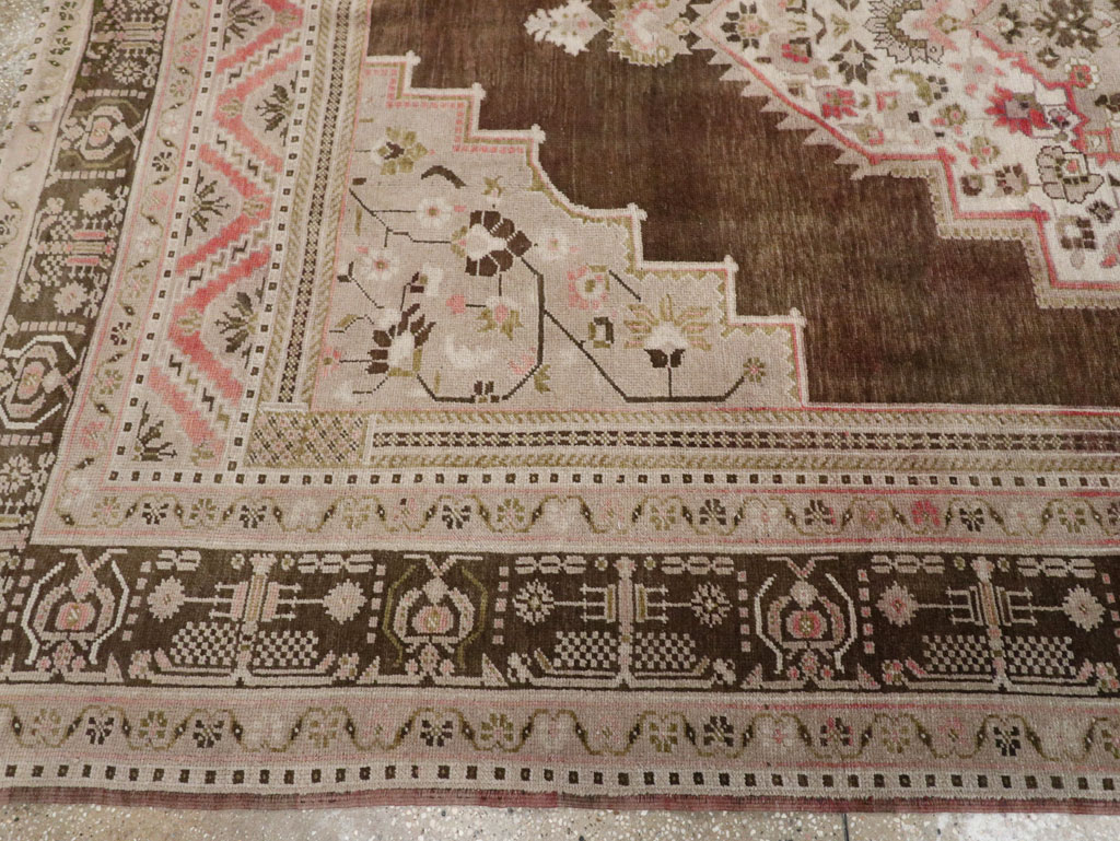 Vintage Turkish Anatolian Gallery Carpet, No.33492 - Galerie Shabab
