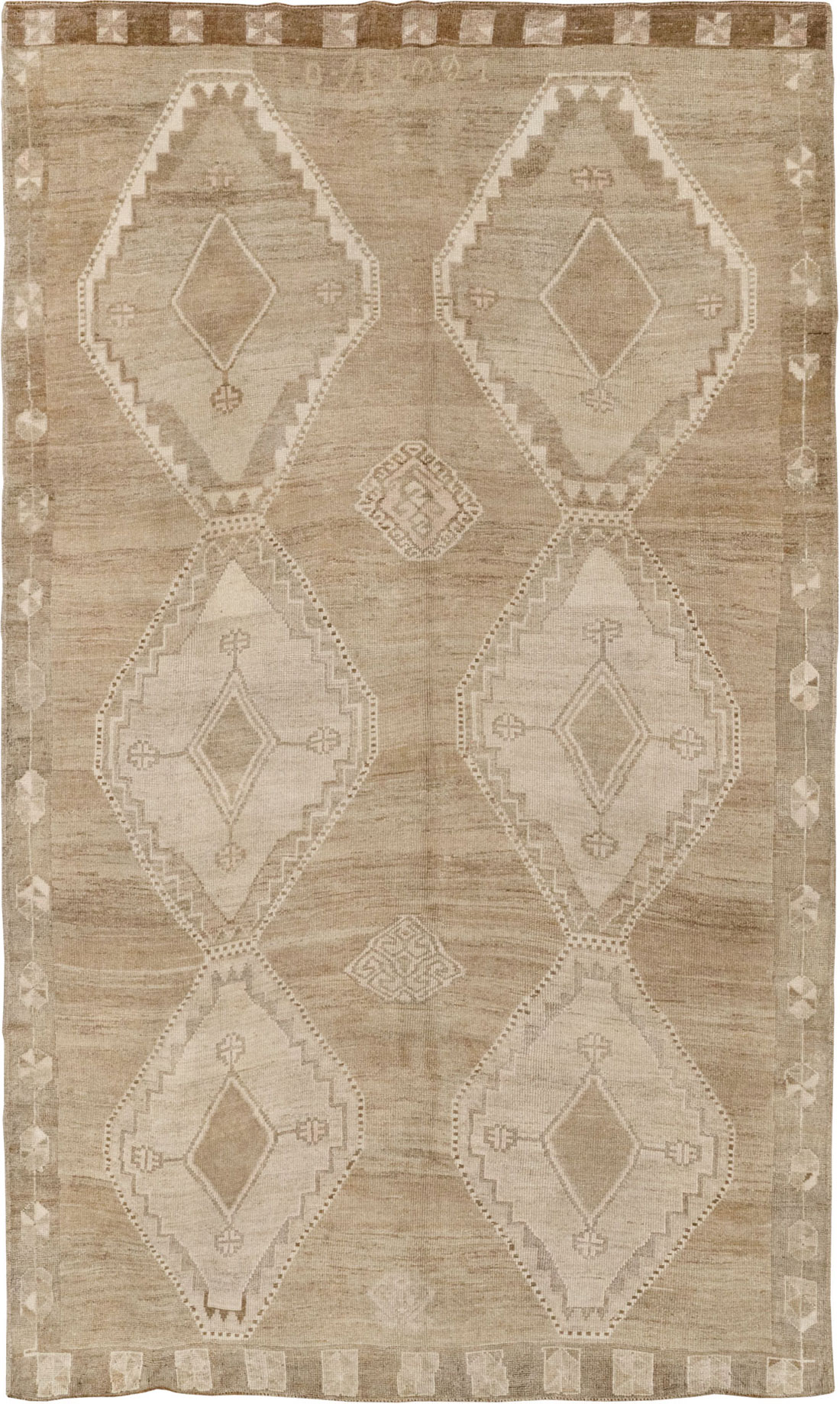Vintage Turkish Anatolian Gallery Carpet, No.33493 - Galerie Shabab