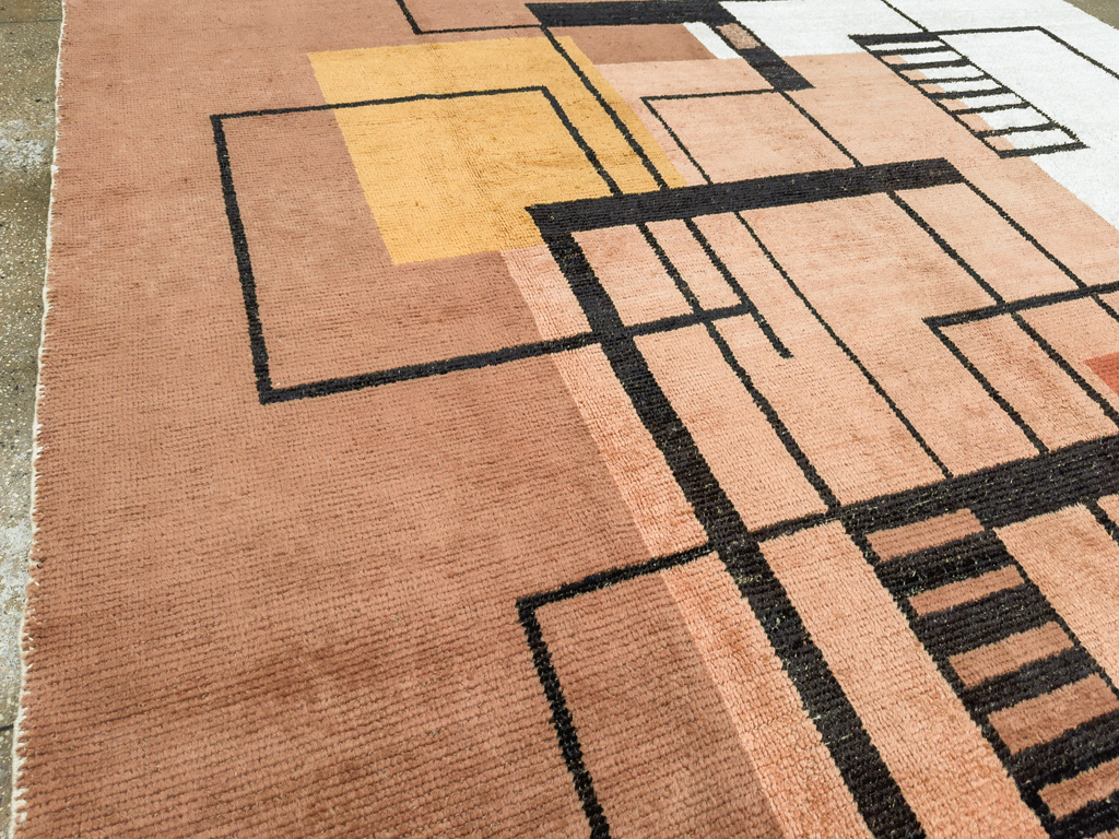 Modern Turkish Art Deco Room Size Carpet, No.33570 - Galerie Shabab