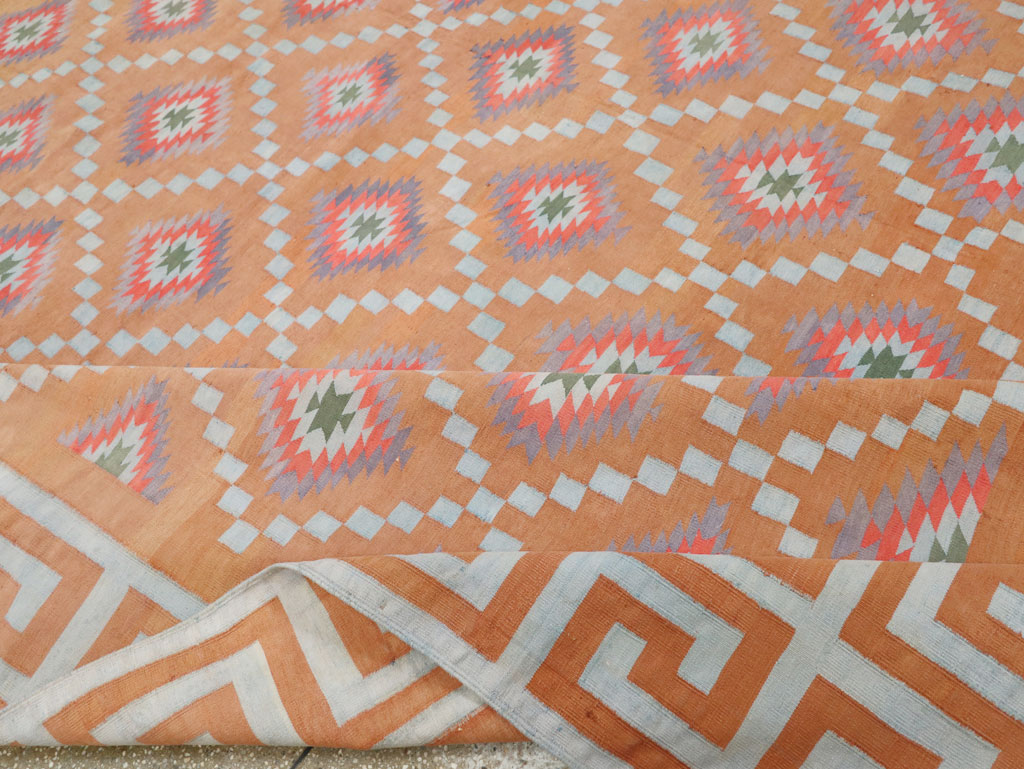 Vintage Indian Flatweave Dhurrie Square Room Size Carpet, No.33577 - Galerie Shabab