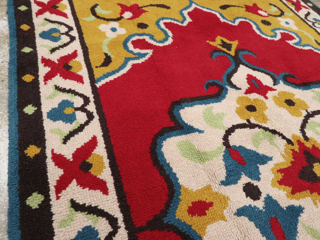 Vintage European Accent Rug, No.33579 - Galerie Shabab
