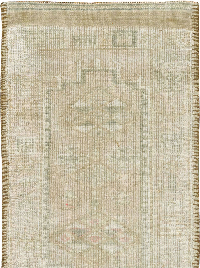 Vintage Turkish Oushak Runner, No.33584 - Galerie Shabab