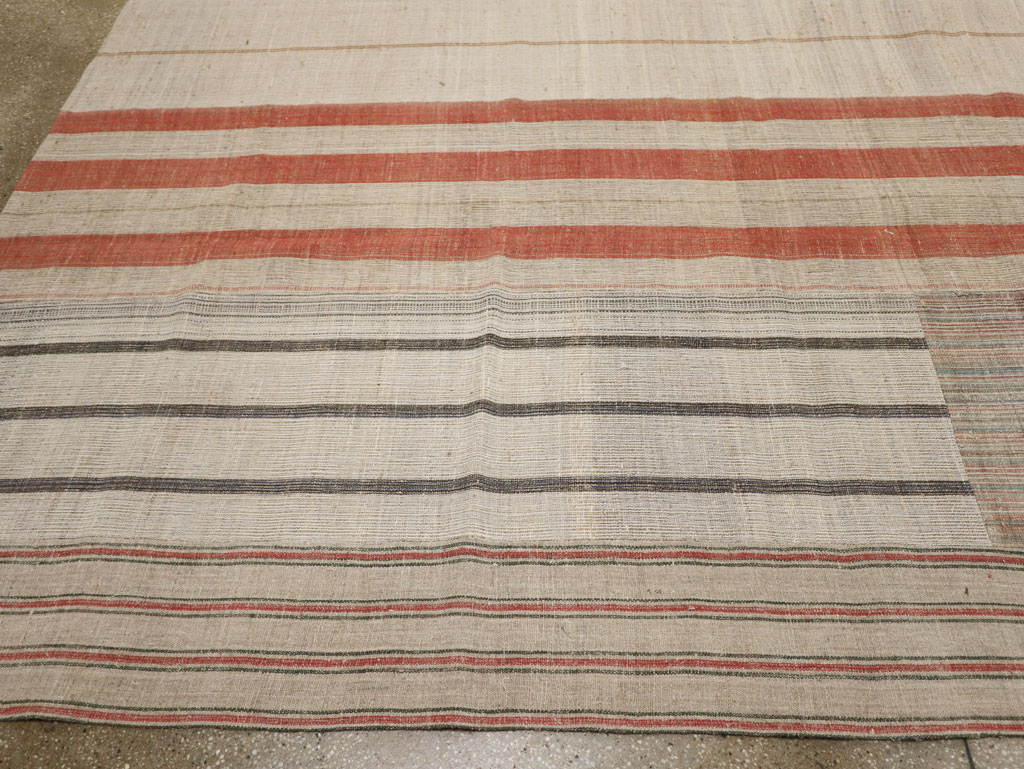 Vintage Turkish Flatweave Kilim Large Room Size Carpet, No.33591 - Galerie Shabab