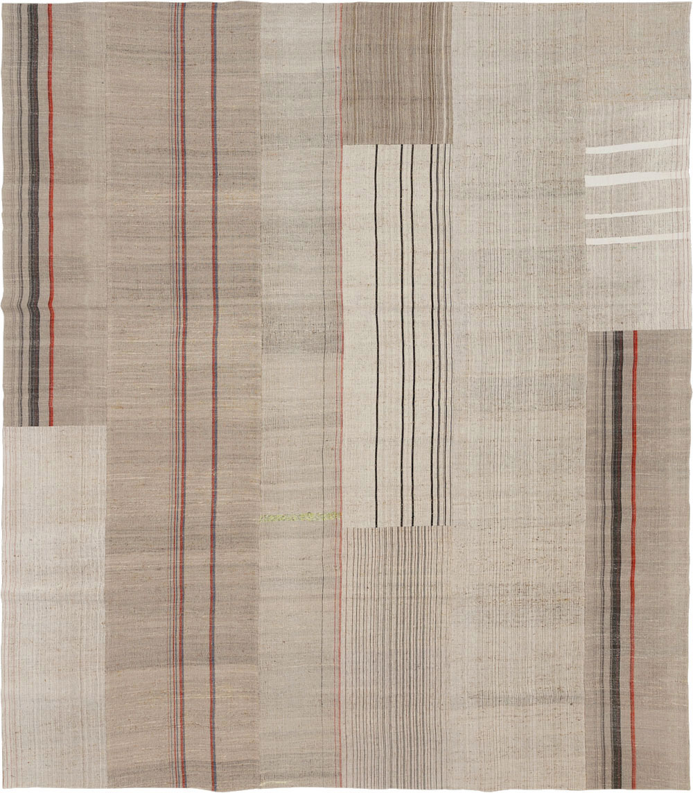 Vintage Turkish Flatweave Kilim Room Size Carpet, No.33594 - Galerie Shabab