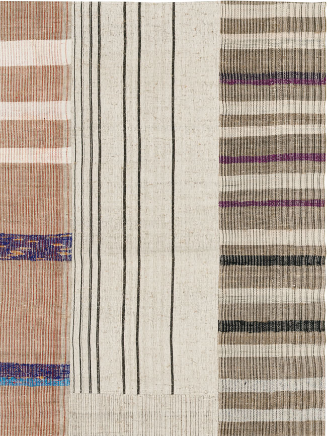 Vintage Turkish Flatweave Kilim Room Size Carpet, No.33595 - Galerie Shabab