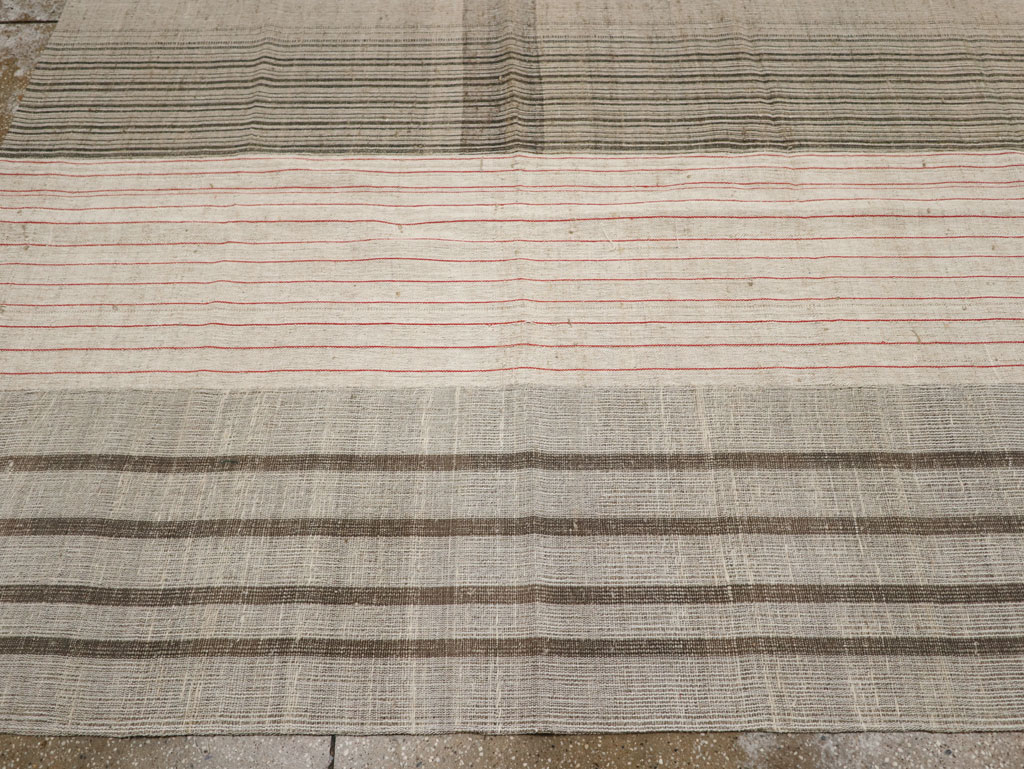 Vintage Turkish Flatweave Kilim Large Room Size Carpet, No.33596 - Galerie Shabab