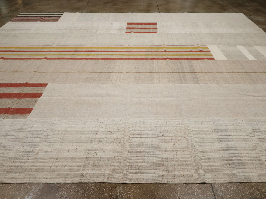 Vintage Turkish Flatweave Kilim Large Carpet, No.33598 - Galerie Shabab