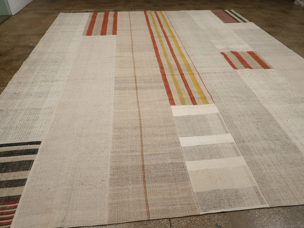 Modern Turkish Flatweave Kilim Large Carpet, No.33598 - Galerie Shabab