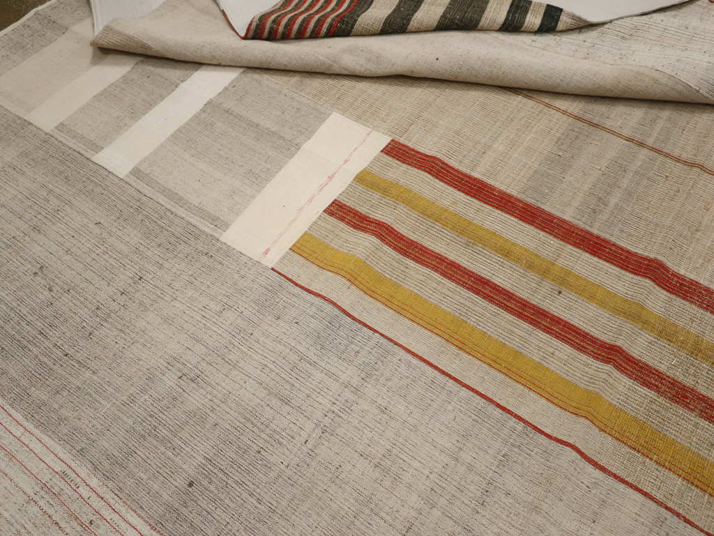 Modern Turkish Flatweave Kilim Large Carpet, No.33598 - Galerie Shabab
