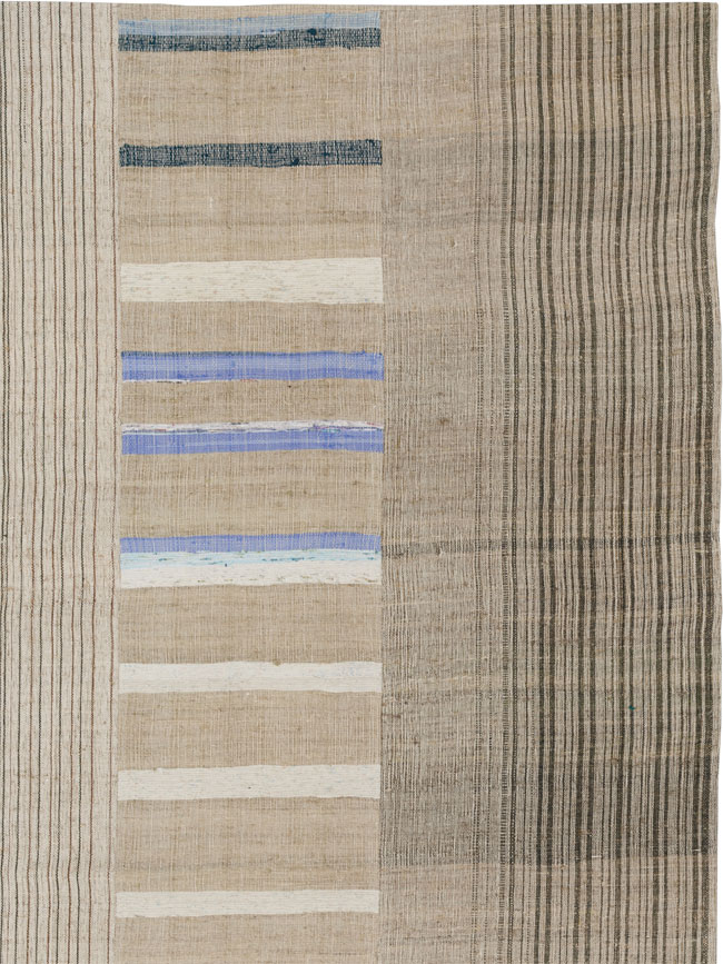 Vintage Turkish Flatweave Kilim Room Size Carpet, No.33601 - Galerie Shabab