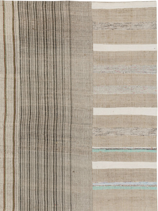 Vintage Turkish Flatweave Kilim Room Size Carpet, No.33602 - Galerie Shabab