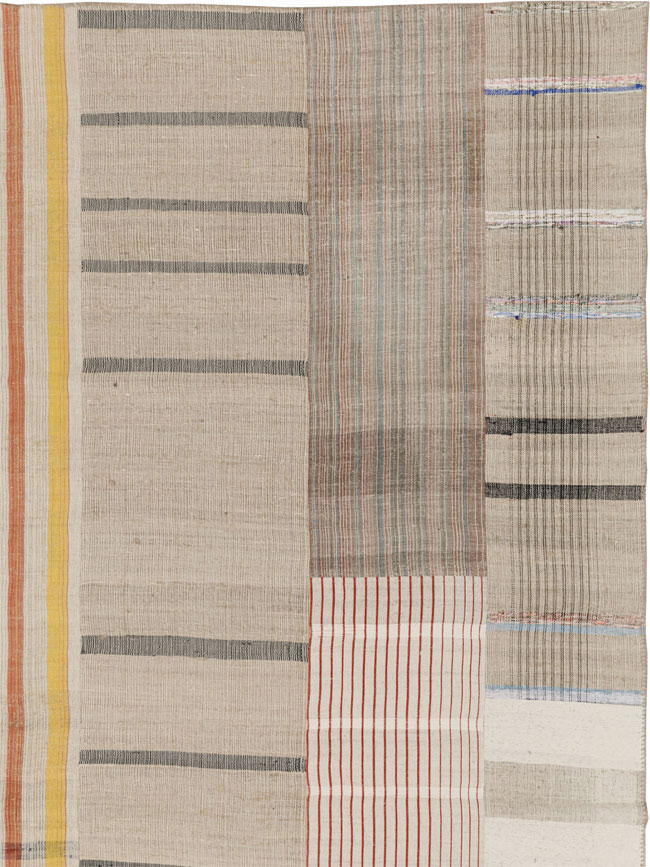 Vintage Turkish Flatweave Kilim Room Size Carpet, No.33605 - Galerie Shabab