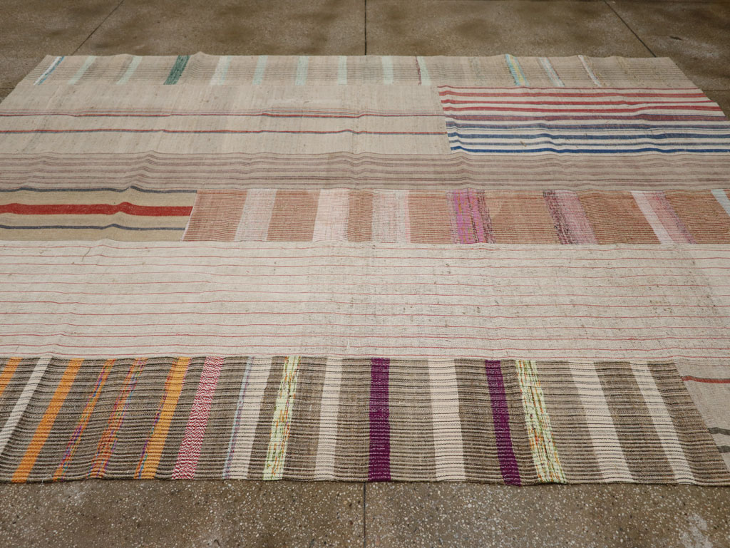 Vintage Turkish Flatweave Kilim Room Size Carpet, No.33606 - Galerie Shabab