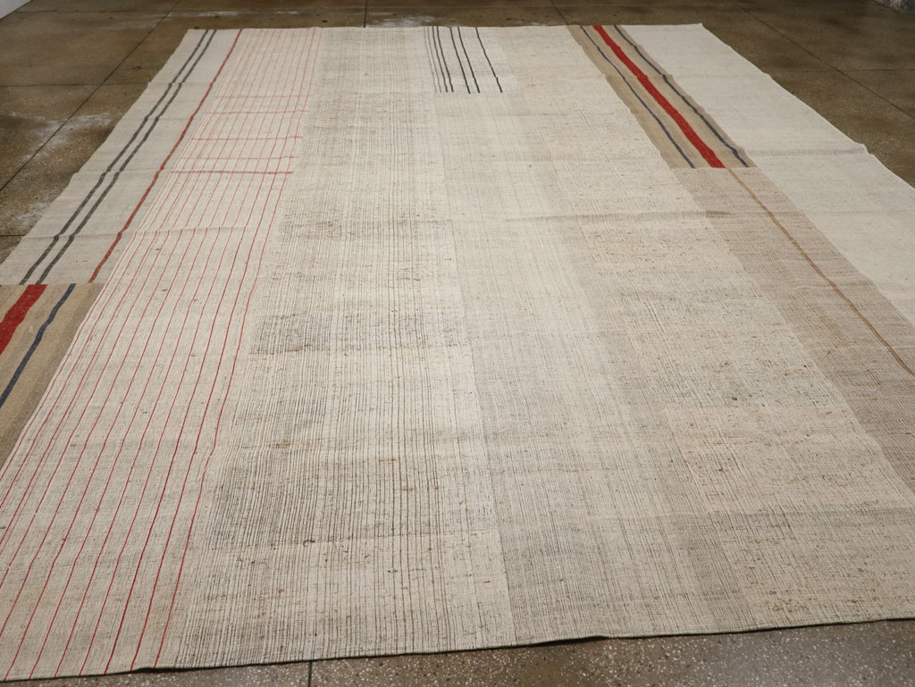 Vintage Turkish Flatweave Kilim Large Room Size Carpet, No.33610 - Galerie Shabab