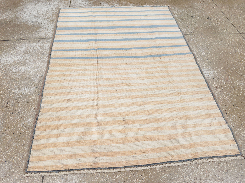 Vintage Turkish Anatolian Throw Rug, No.33615 - Galerie Shabab