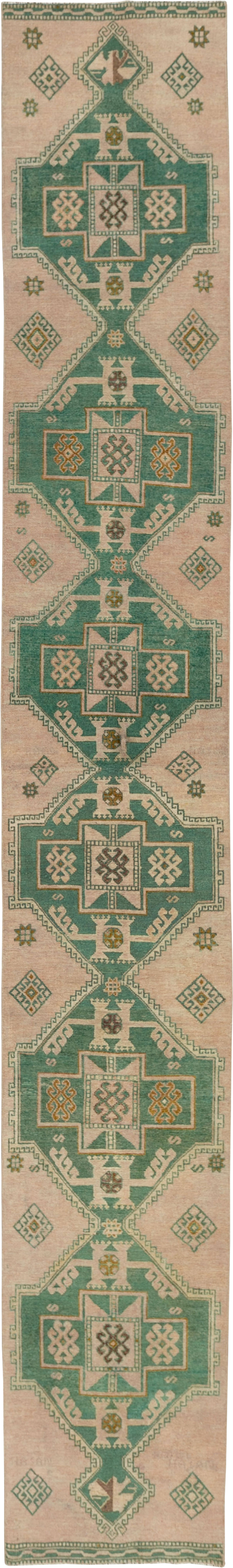 Vintage Turkish Anatolian Long Runner, No.33619 - Galerie Shabab