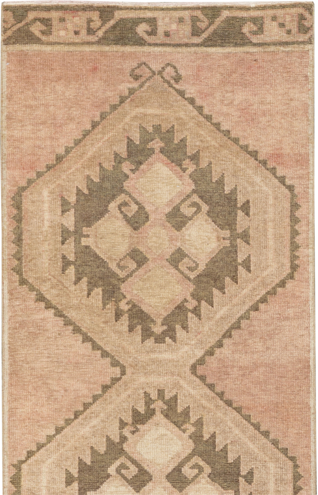Vintage Turkish Anatolian Long Runner, No.33620 - Galerie Shabab
