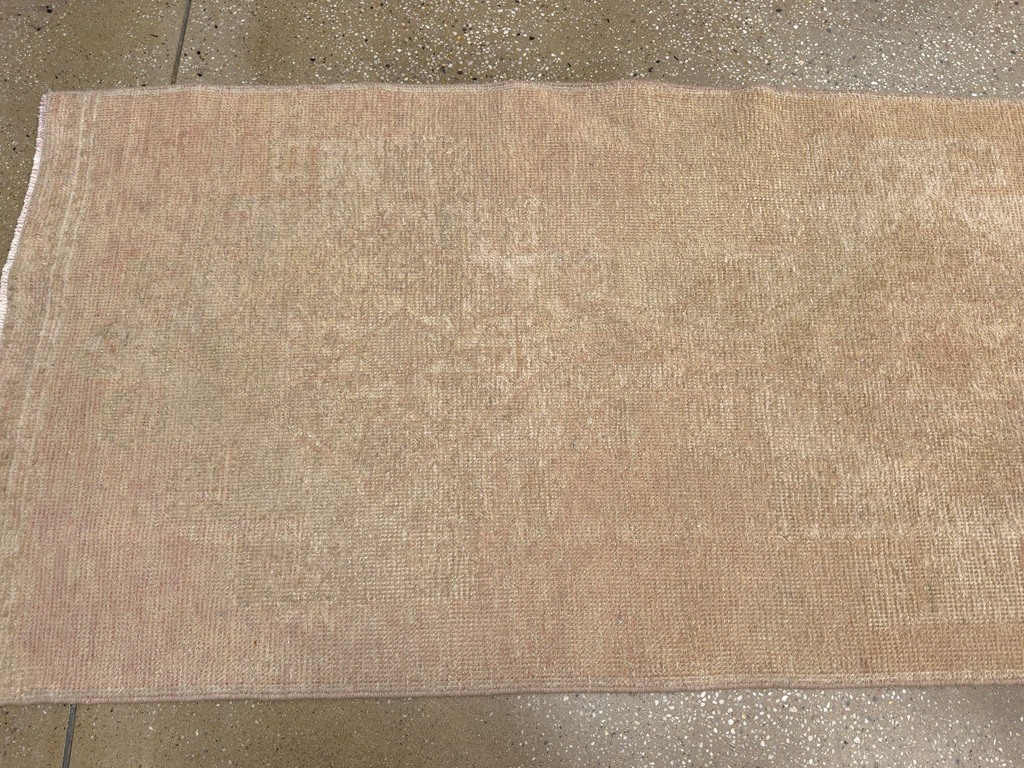 Vintage Turkish Anatolian Long Runner, No.33621 - Galerie Shabab