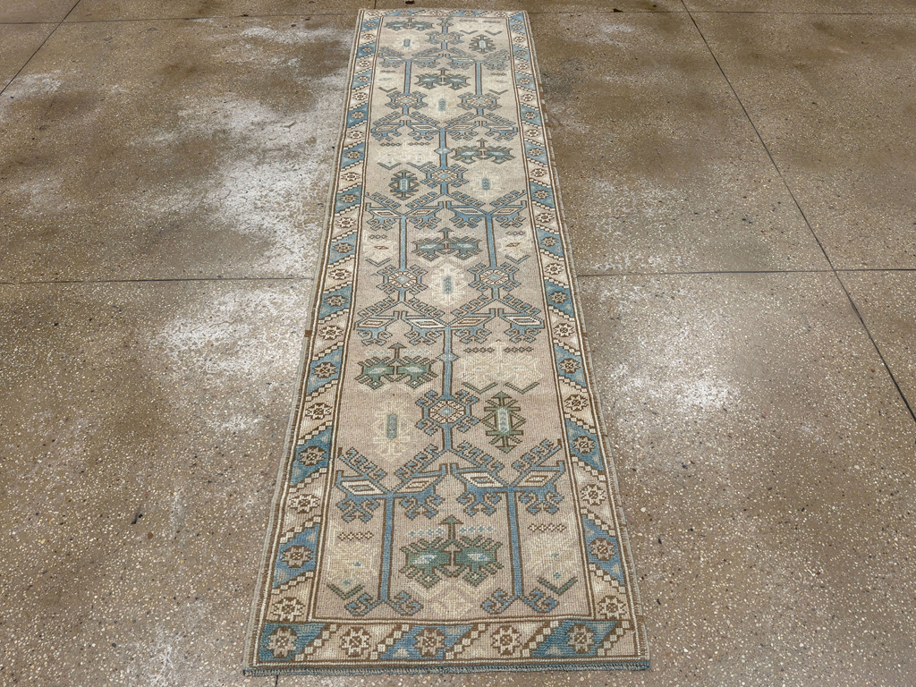 Vintage Turkish Anatolian Runner, No.33622 - Galerie Shabab