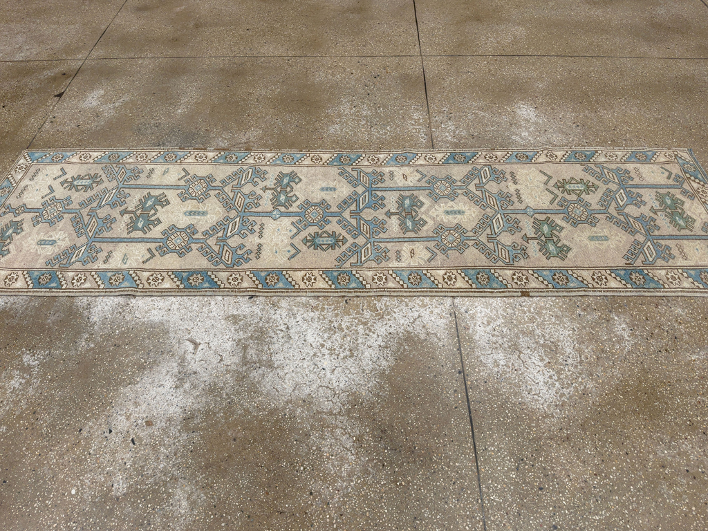 Vintage Turkish Anatolian Runner, No.33622 - Galerie Shabab