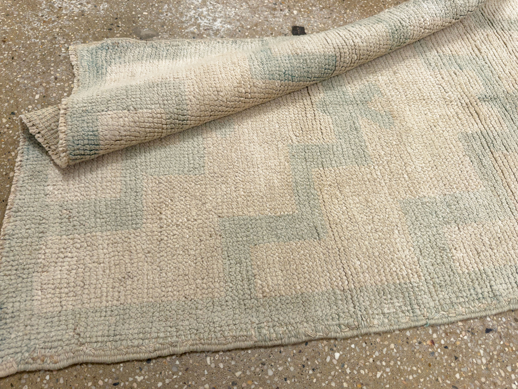 Vintage Turkish Anatolian Throw Rug, No.33623 - Galerie Shabab