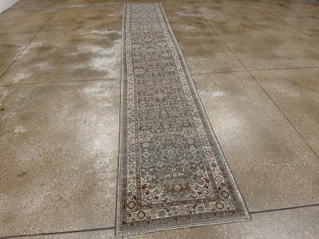 Antique Persian Malayer Long Runner, No.33631 - Galerie Shabab