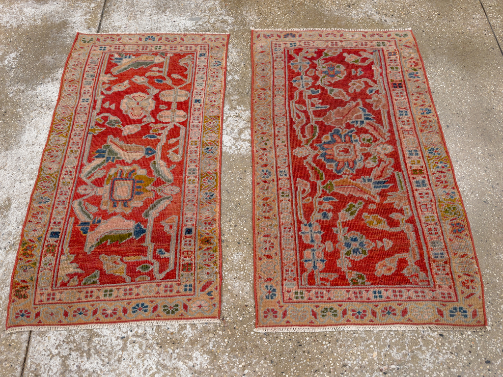 Antique Persian Sultanabad Throw Rug (Pair: 1 of 2), No.33634 - Galerie Shabab