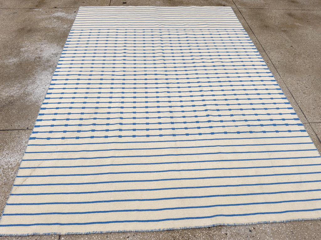 Vintage Turkish Flatweave Kilim Accent Rug, No.33638 - Galerie Shabab