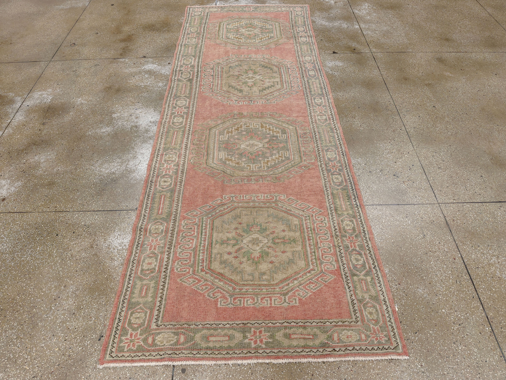 Vintage Turkish Anatolian Wide Gallery Runner, No.33639 - Galerie Shabab