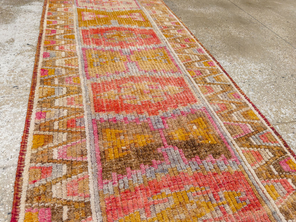 Vintage Turkish Anatolian Runner, No.33640 - Galerie Shabab