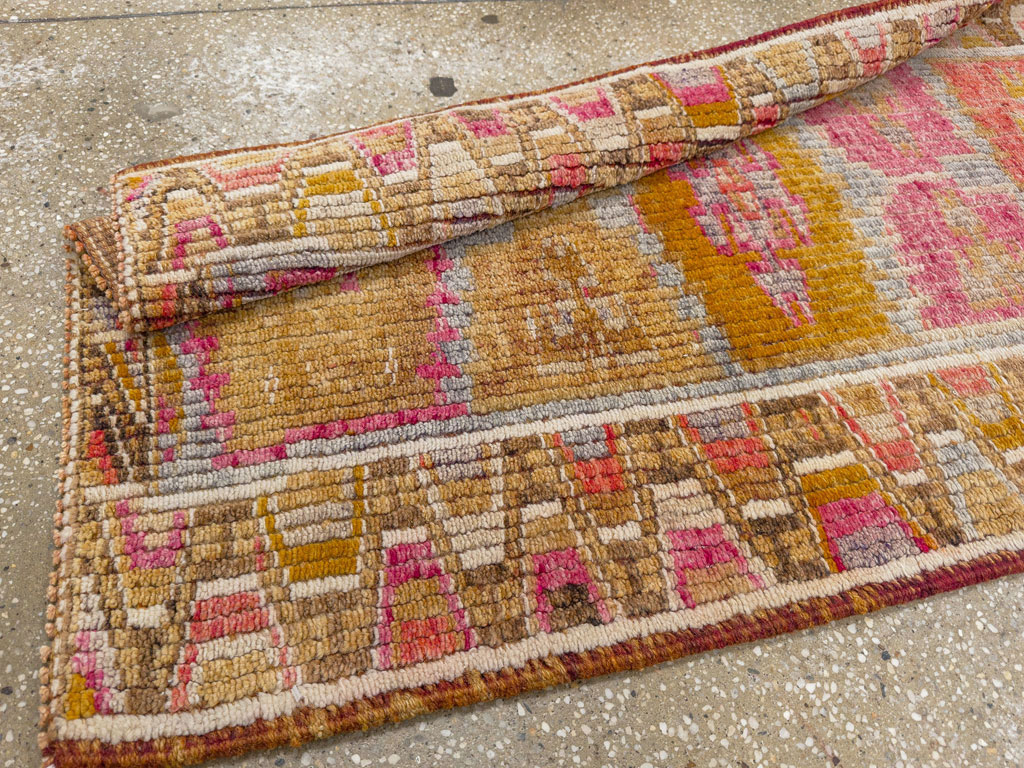 Vintage Turkish Anatolian Runner, No.33640 - Galerie Shabab