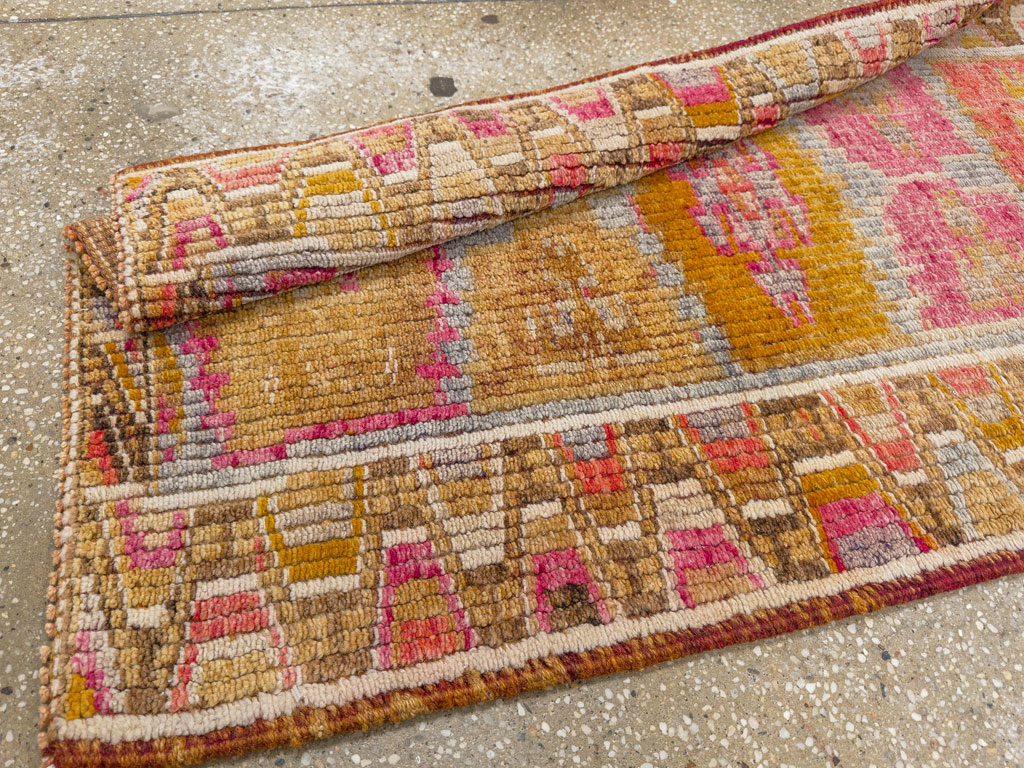 Vintage Turkish Anatolian Runner, No.33640 - Galerie Shabab