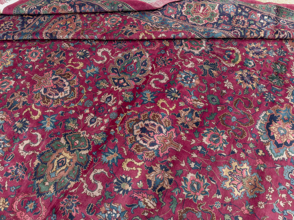 Antique Indian Lahore Large Square Room Size Carpet, No.33643 - Galerie Shabab
