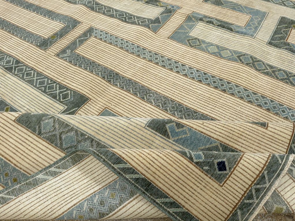 Modern African Tuareg Inspired Turkish Khotan Large Room Size Carpet, No.33646 - Galerie Shabab