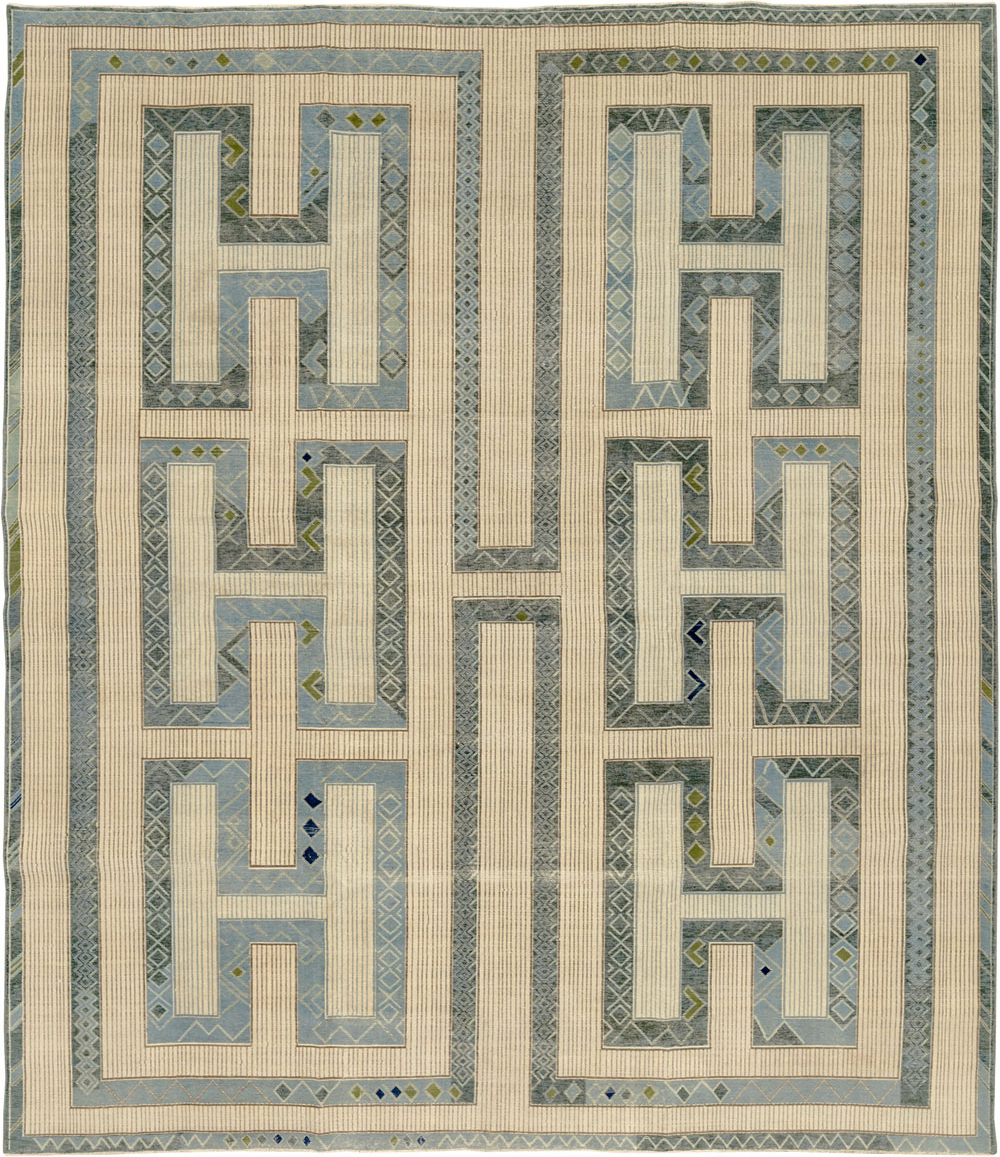 African Tuareg Inspired Turkish Khotan Room Size Carpet, No.33647 - Galerie Shabab