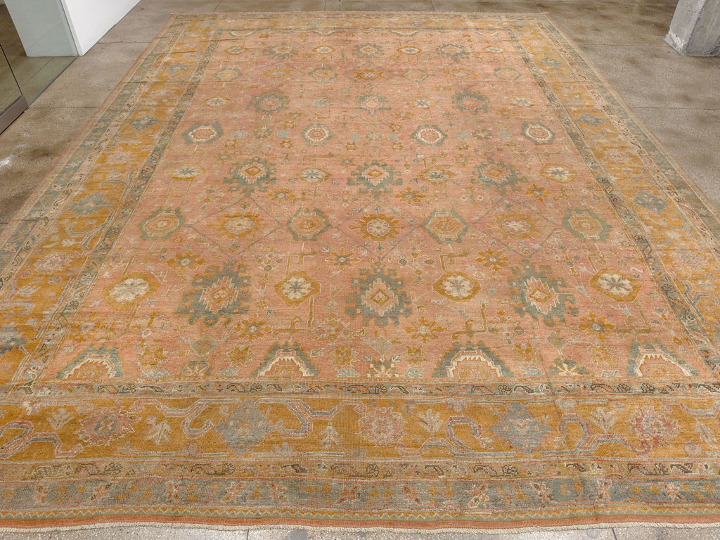 Antique Turkish Oushak, No.33651 - Galerie Shabab