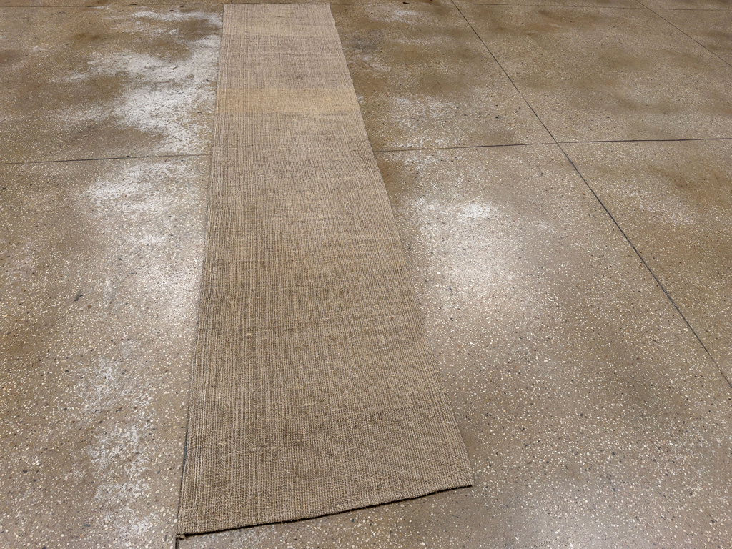 Vintage Turkish Flatweave Kilim Runner, No.33653 - Galerie Shabab
