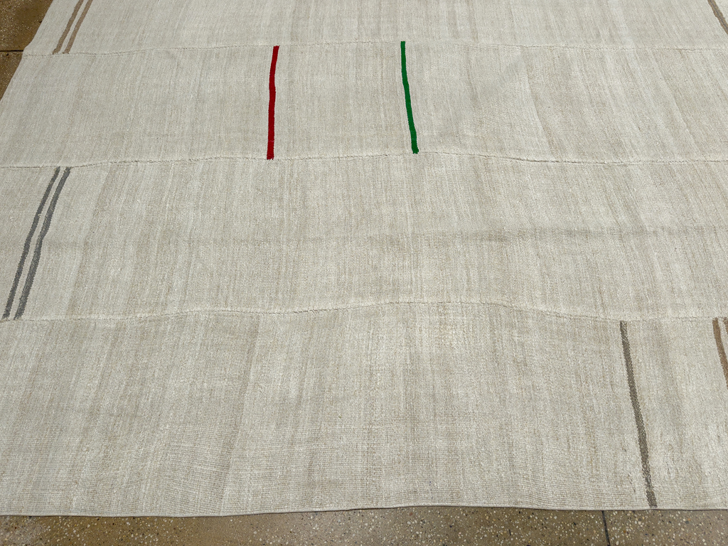 Vintage Turkish Flatweave Kilim Large Carpet, No.33654 - Galerie Shabab