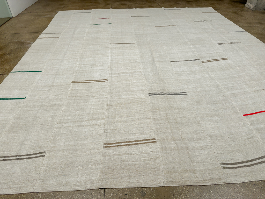 Vintage Turkish Flatweave Kilim Large Carpet, No.33654 - Galerie Shabab