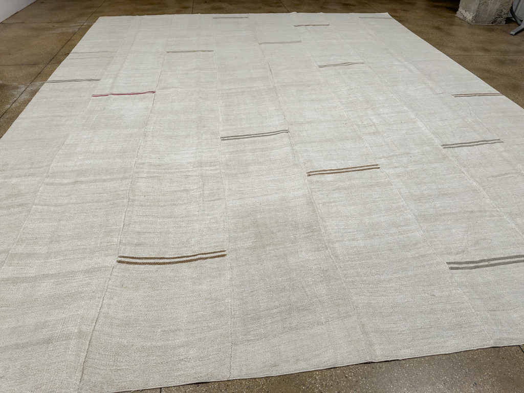 Vintage Turkish Flatweave Kilim Large Carpet, No.33655 - Galerie Shabab