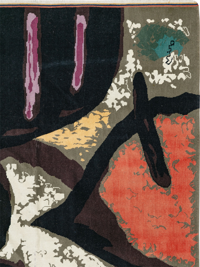 Modern Turkish Art Deco Accent Rug, No.33660 - Galerie Shabab